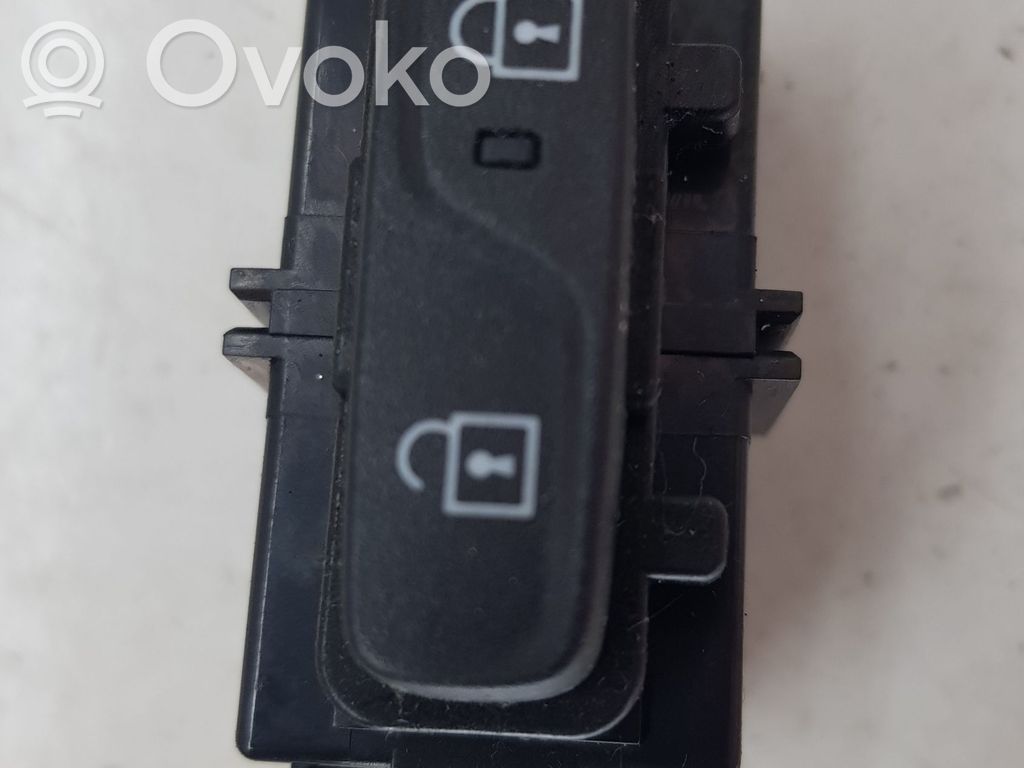 Volvo V60 Central locking switch button 