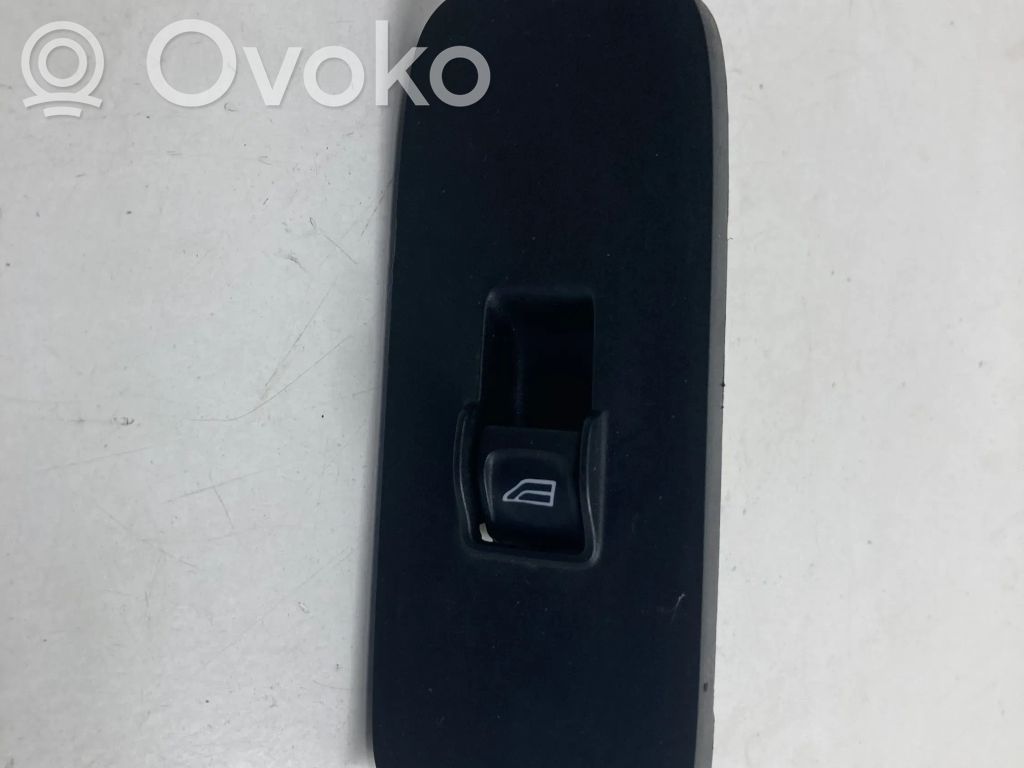 Volvo XC60 Electric window control switch 