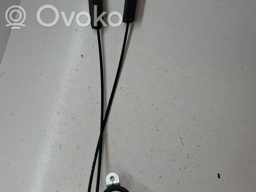 Honda CR-V Priekšpusē slēdzene 