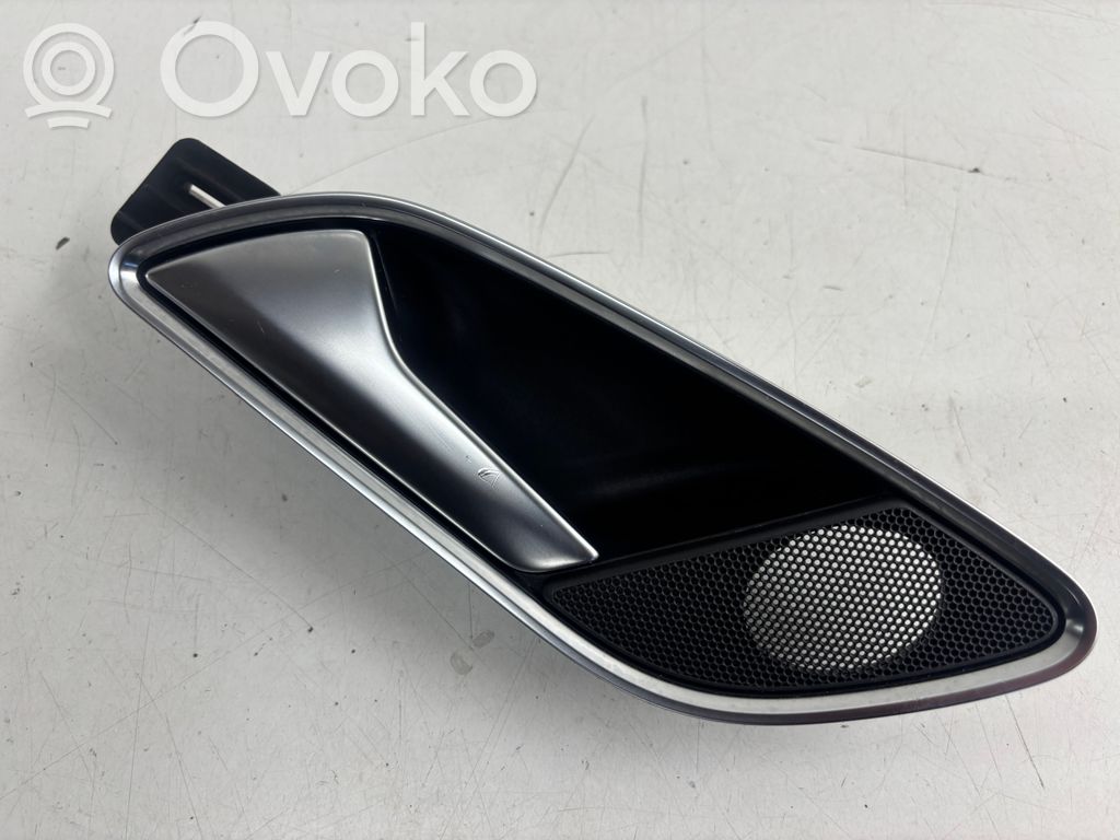 Audi Q3 8U Manecilla interna puerta trasera 