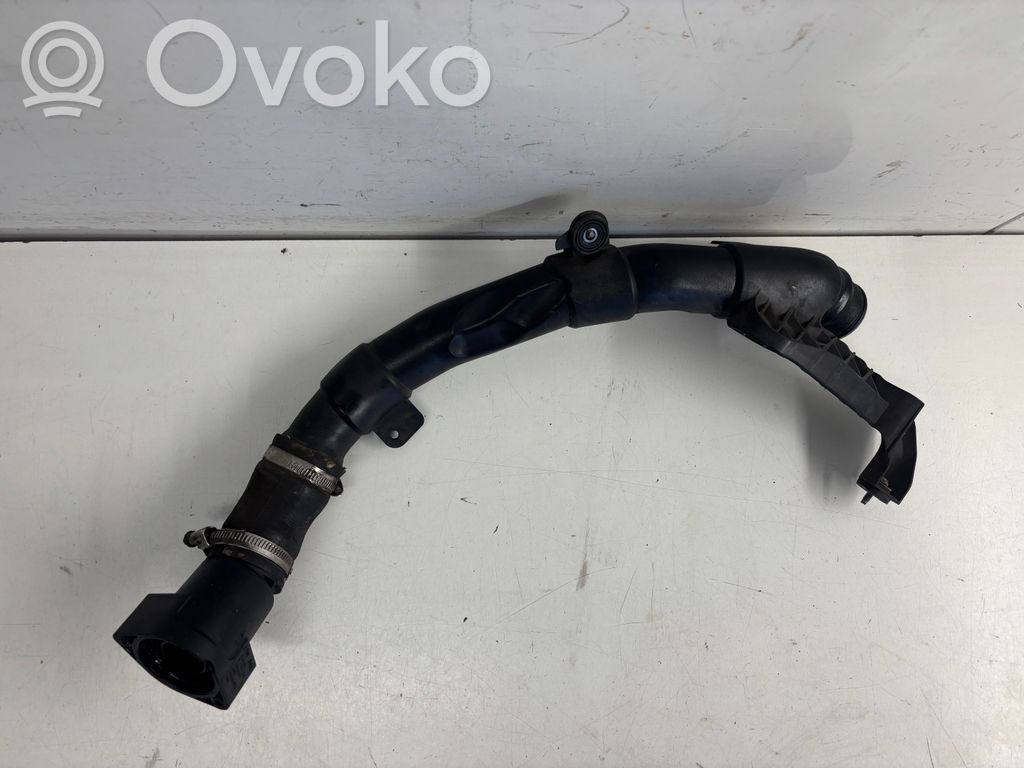 Audi Q3 8U Wąż / Rura intercoolera 