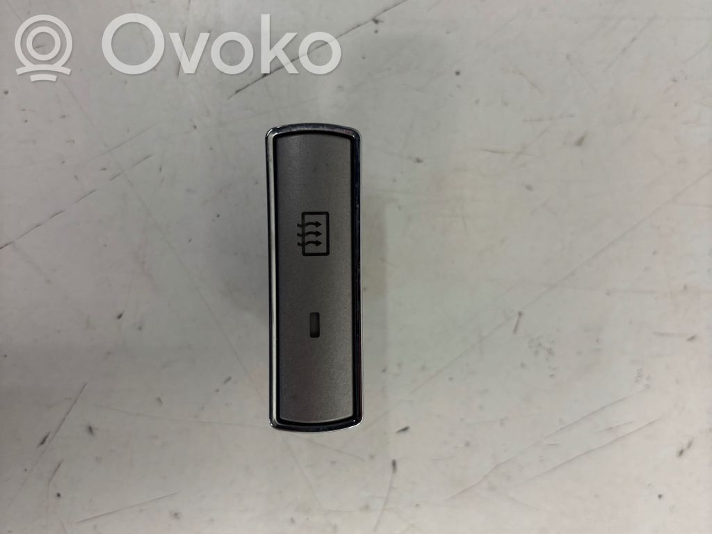 Ford S-MAX Windscreen/window heater switch 