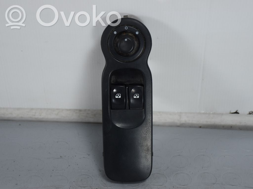 Electric window control switch   7701058146,7701058146,D4F740