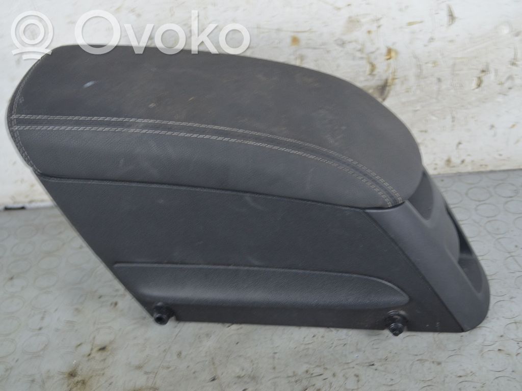 Opel Meriva B Reposabrazos 