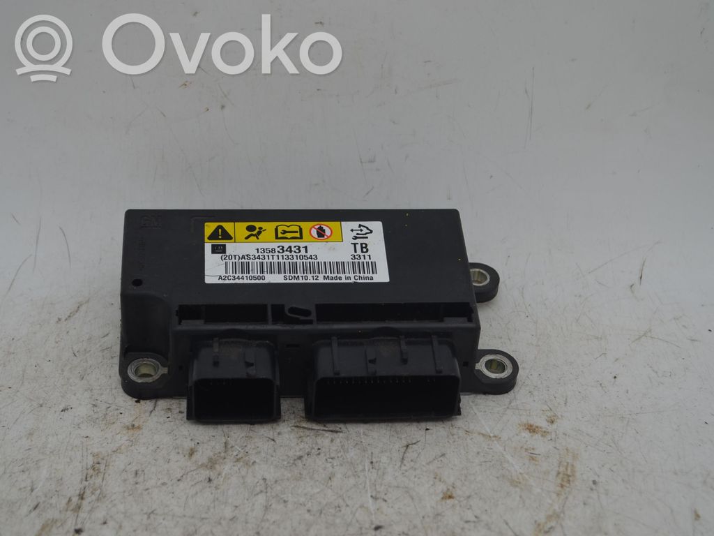Opel Insignia A Turvatyynyn ohjainlaite/moduuli 
