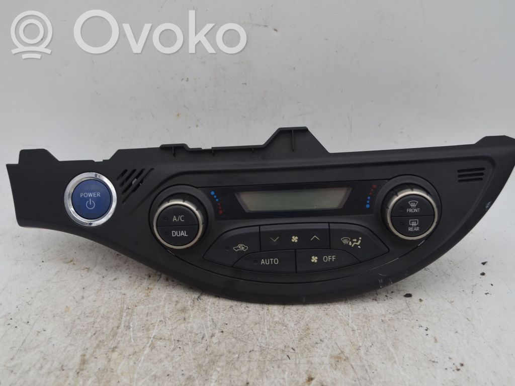 Toyota Yaris Climate control unit 