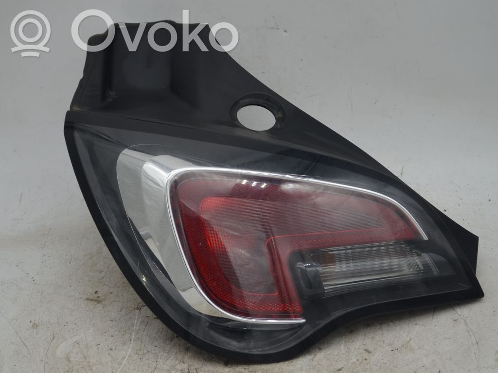 Opel Adam Lampa tylna 