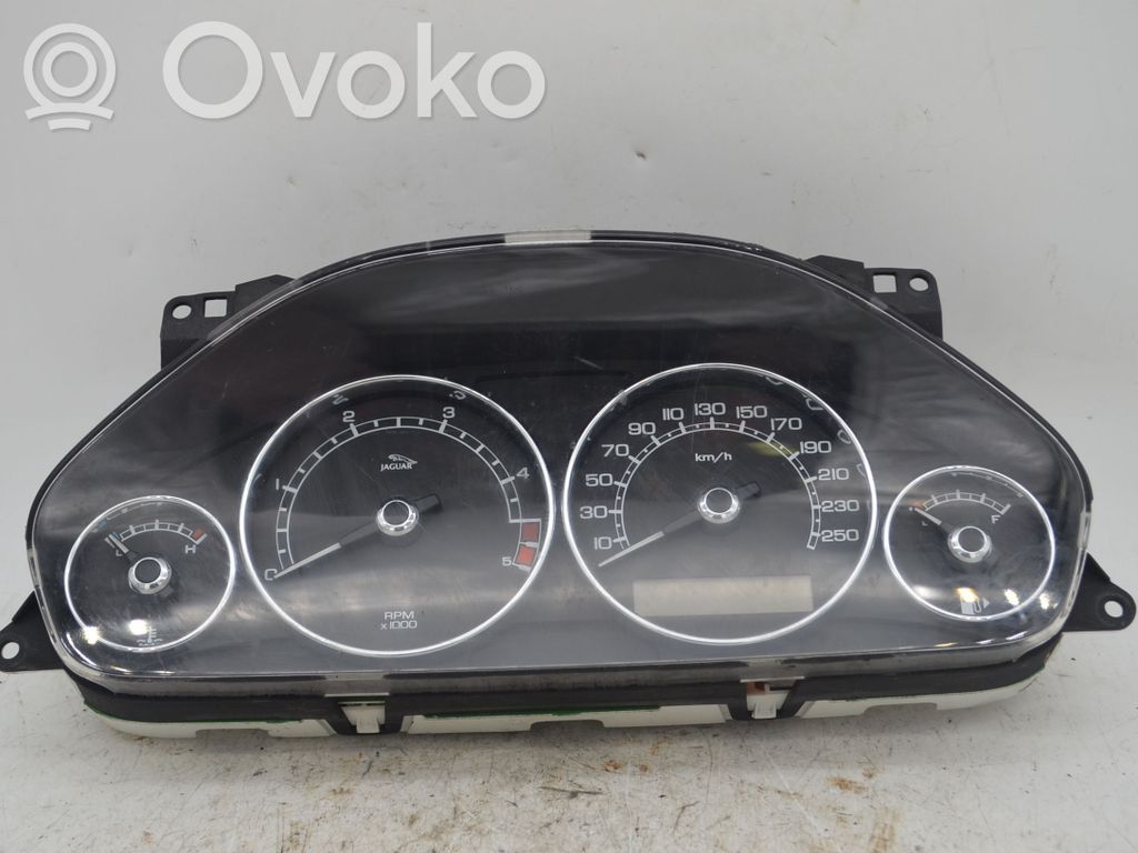 Jaguar X-Type Speedometer (instrument cluster) 