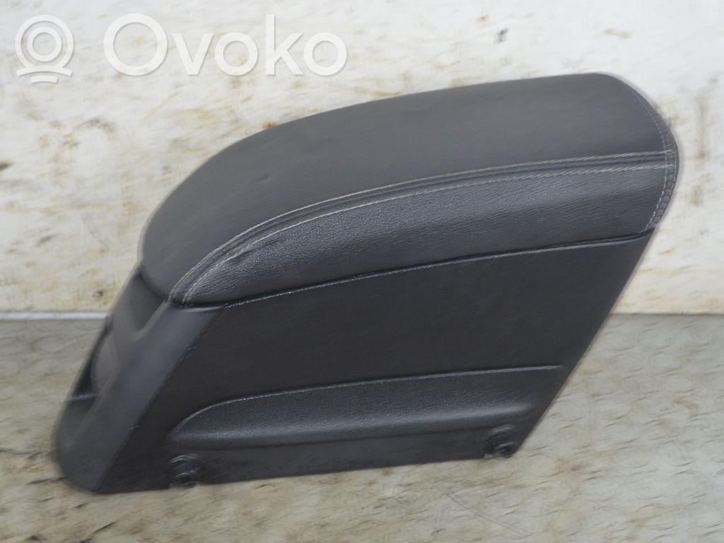 Opel Meriva B Reposabrazos 