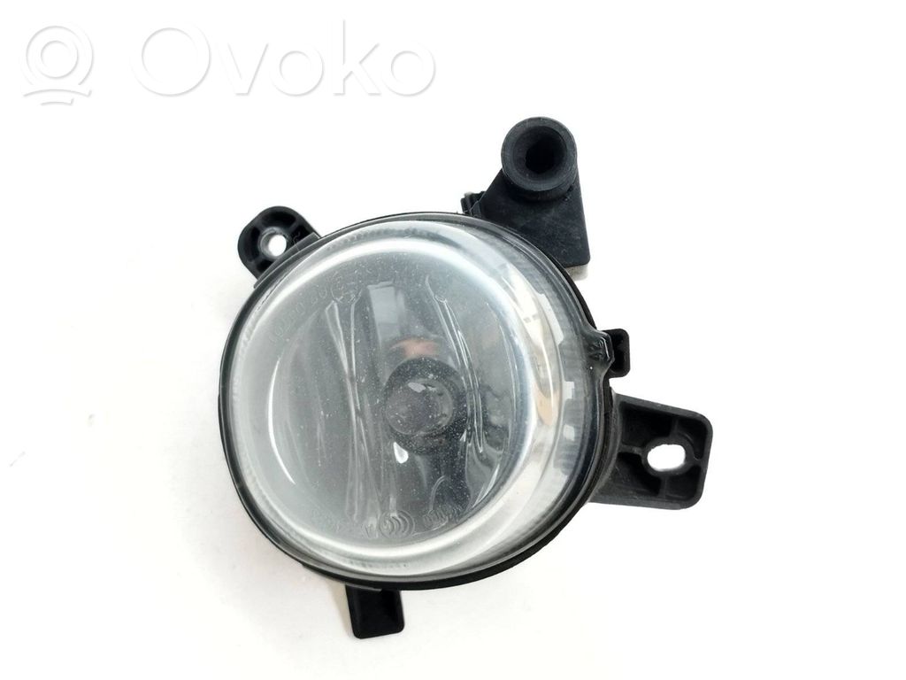 Volkswagen PASSAT CC Front fog light 