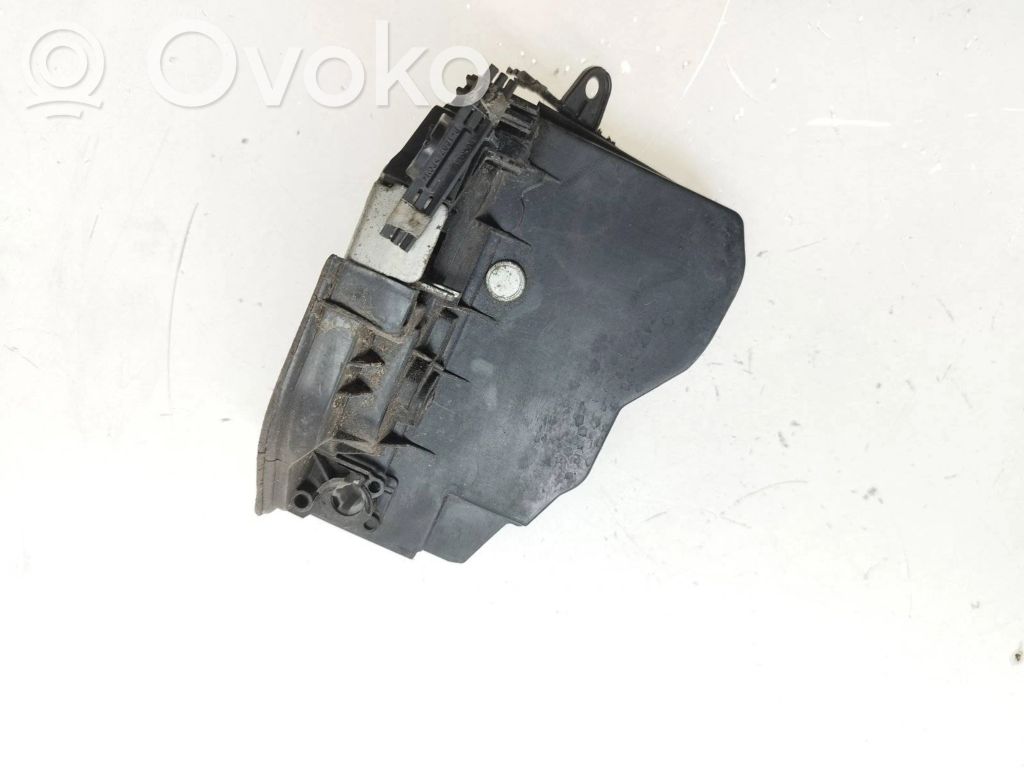 BMW 1 E81 E87 Front door lock 