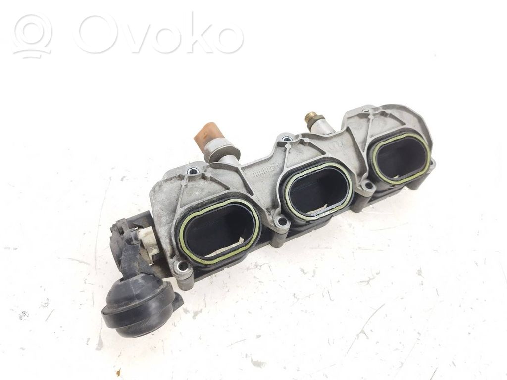 Volkswagen Touareg II Intake manifold 
