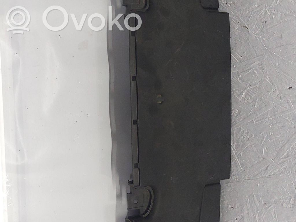 Volvo V40 Gaisa ieplūdes kanāla detaļas 