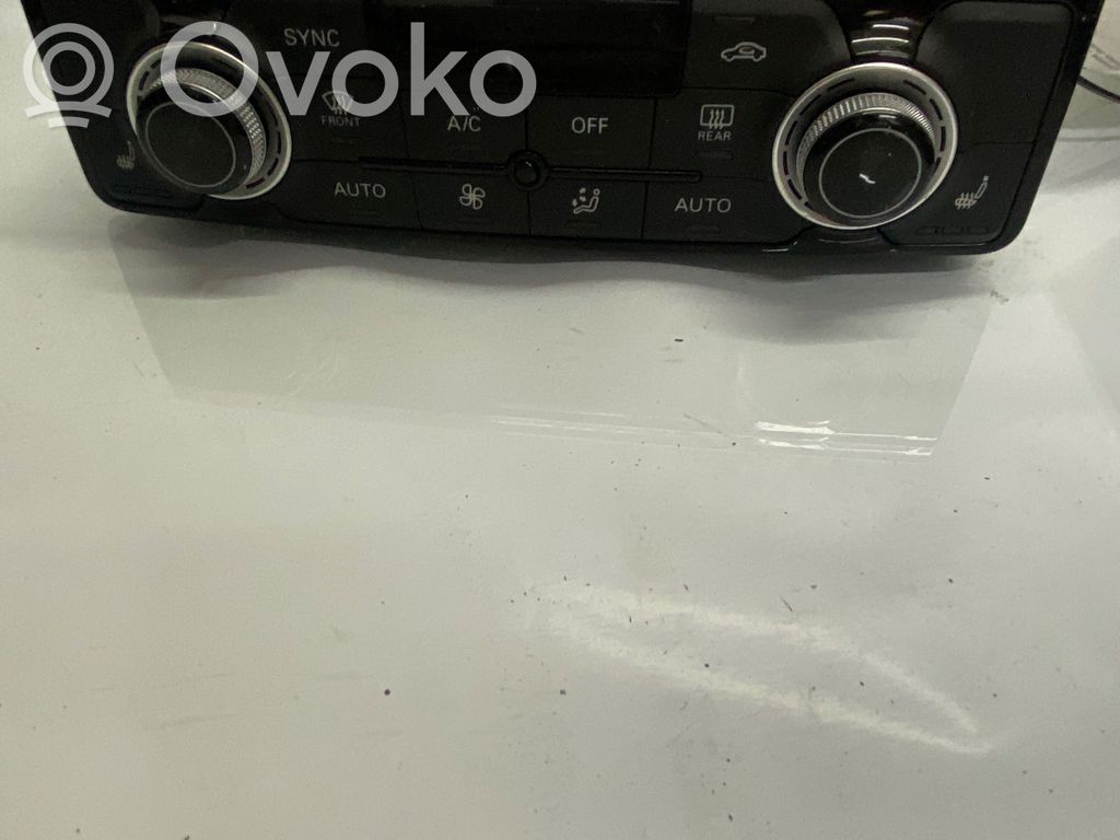 Audi A8 S8 D4 4H Climate control unit 