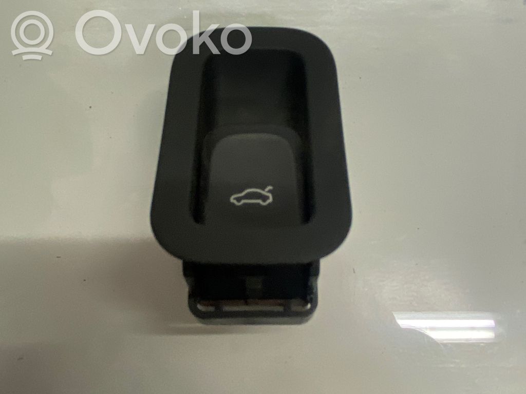 Audi A8 S8 D4 4H Tailgate opening switch 