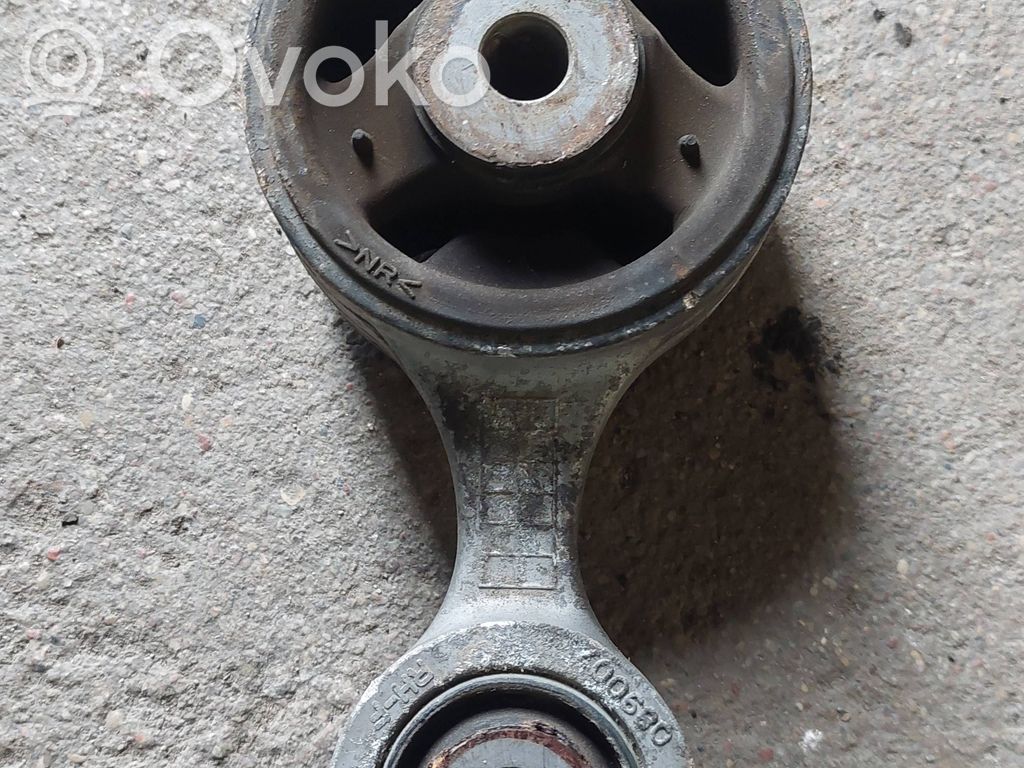 Honda CR-V Engine mount bracket 
