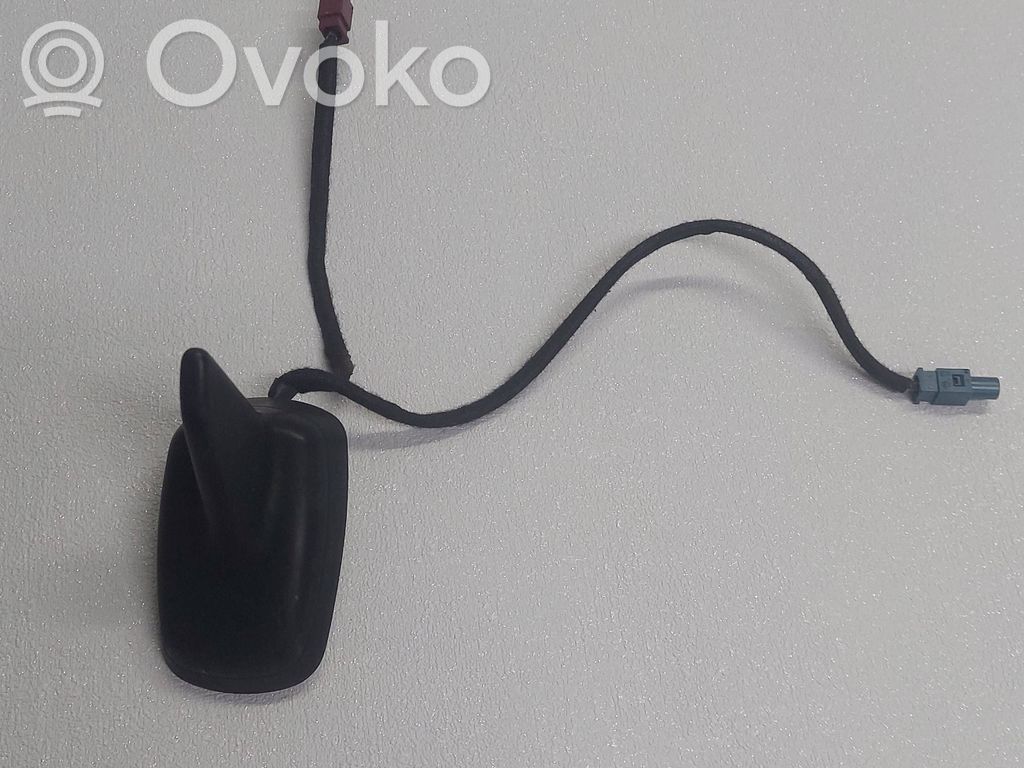 Audi A6 S6 C6 4F GPS-pystyantenni 