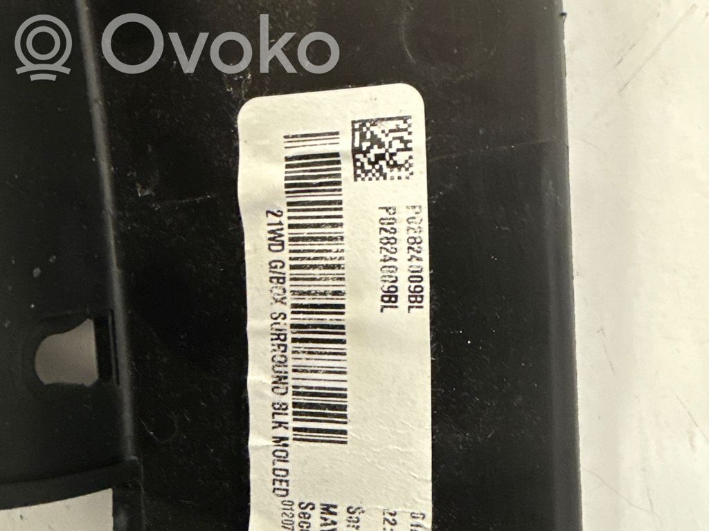 Marco de la guantera   21979,P0282400BL