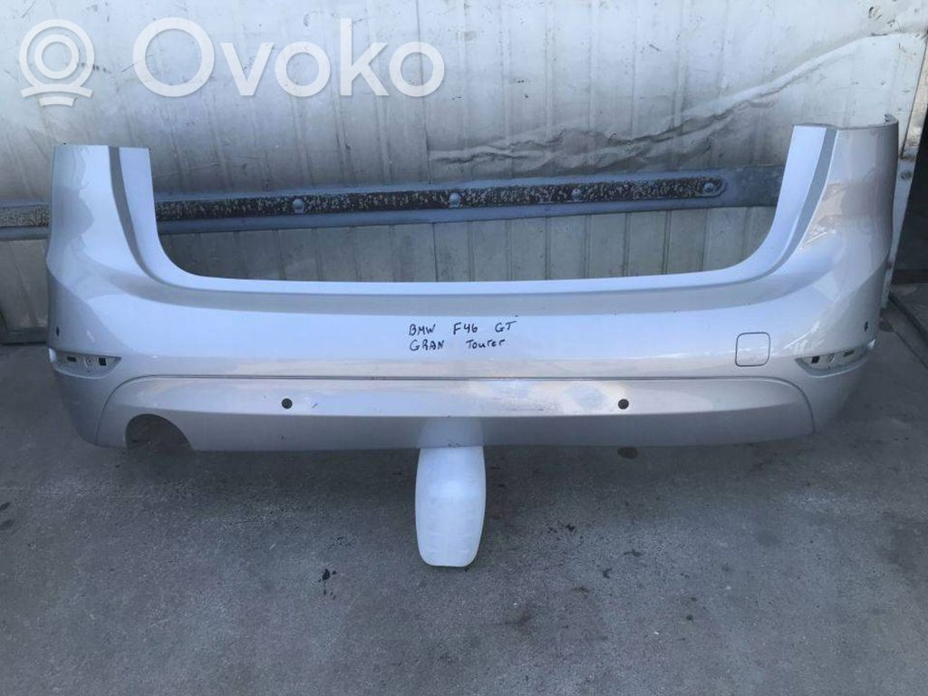 BMW 2 F46 Parachoques 