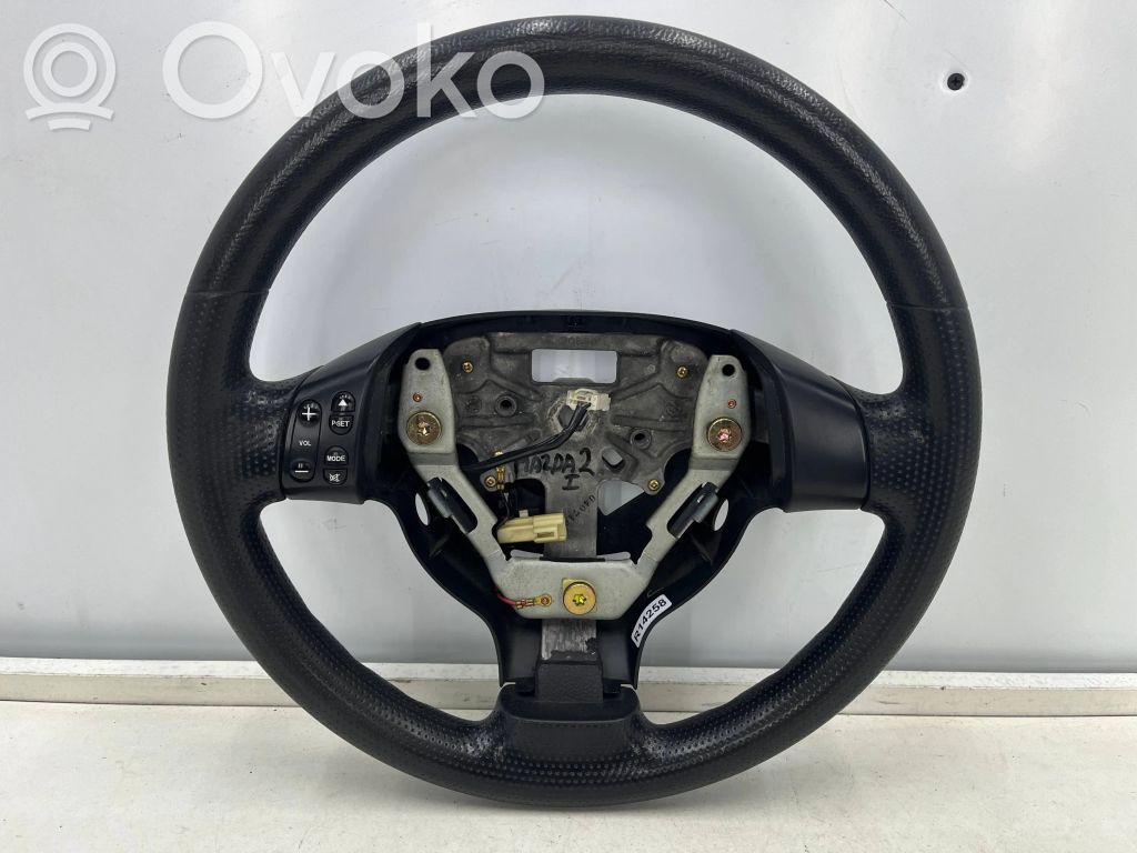 Mazda 2 Steering wheel 