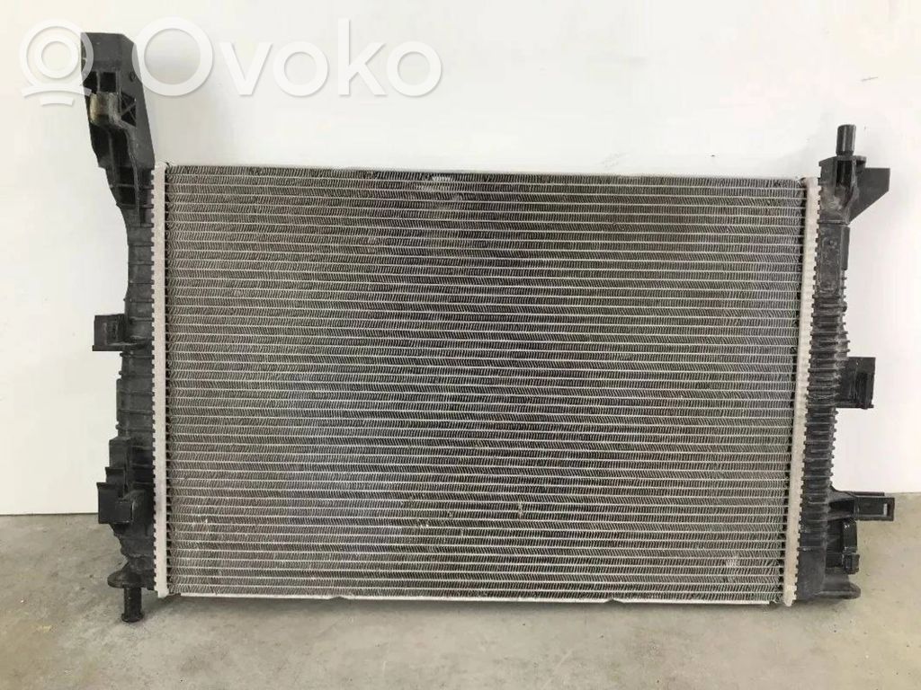 Ford C-MAX II Coolant radiator 