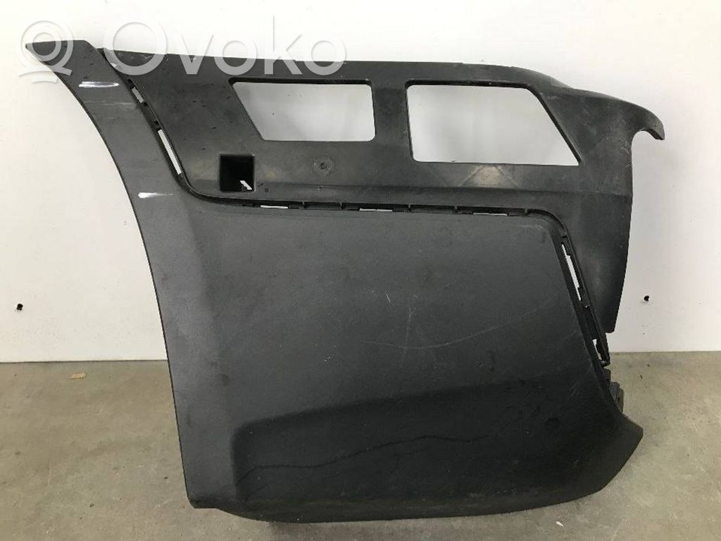 BMW X3 E83 Aizmugurē bampera stūra daļa 