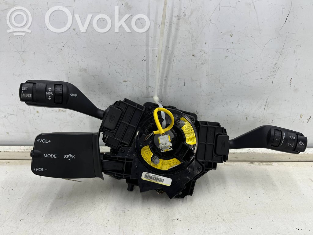 Ford C-MAX I Interruptor/palanca de limpiador de luz de giro 