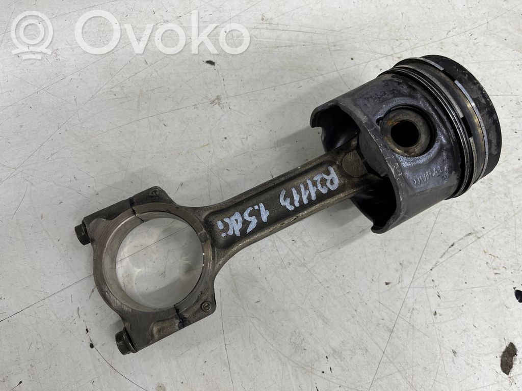 Dacia Sandero Piston with connecting rod 