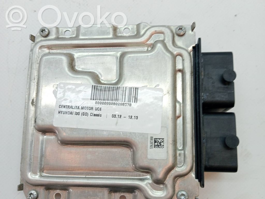 Hyundai i30 Komputer / Sterownik ECU silnika 