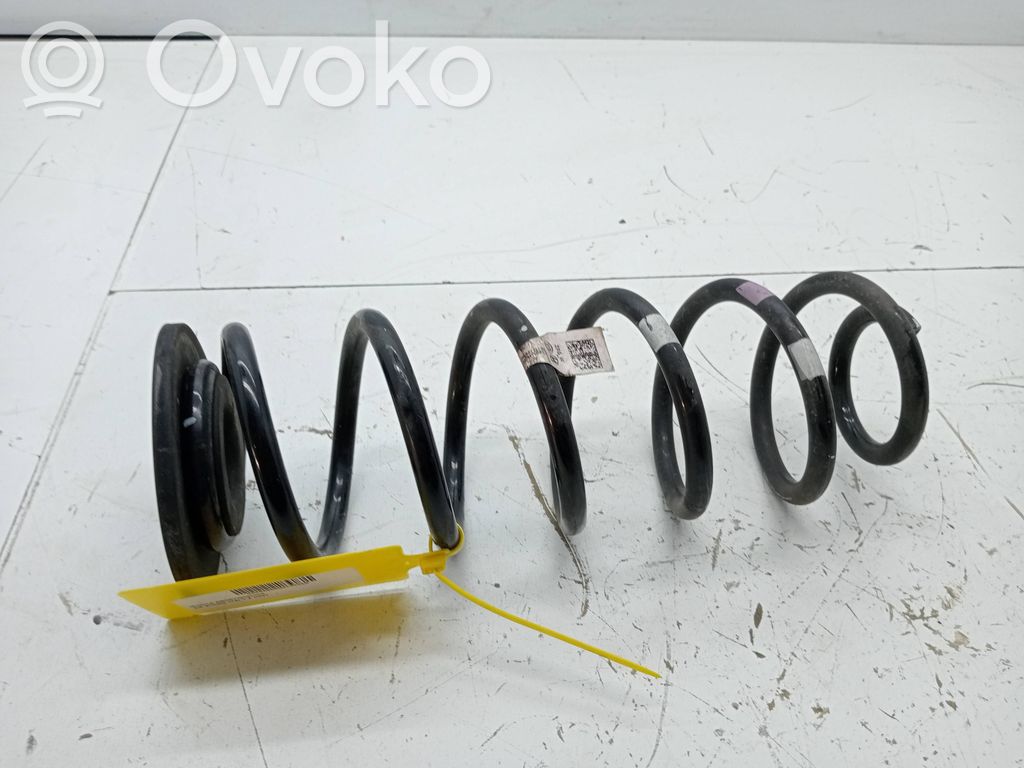 Front coil spring   55330H8150
