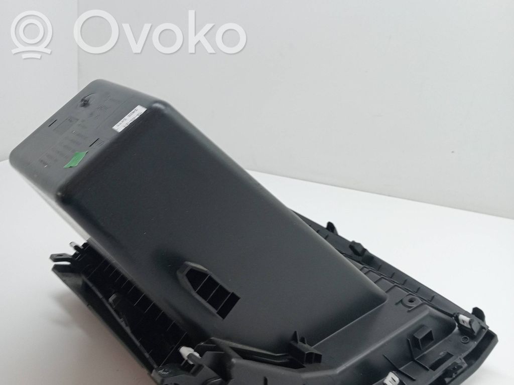 Glove box   685007456R