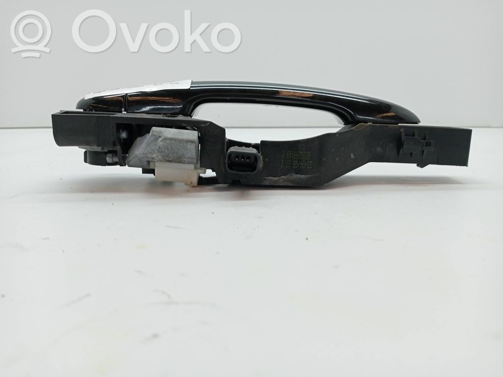 Manecilla externa puerta trasera   826060006R,8200299149