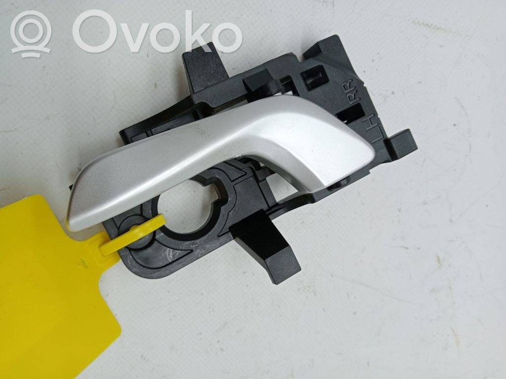 Manecilla interna puerta trasera   83610H8500LEF