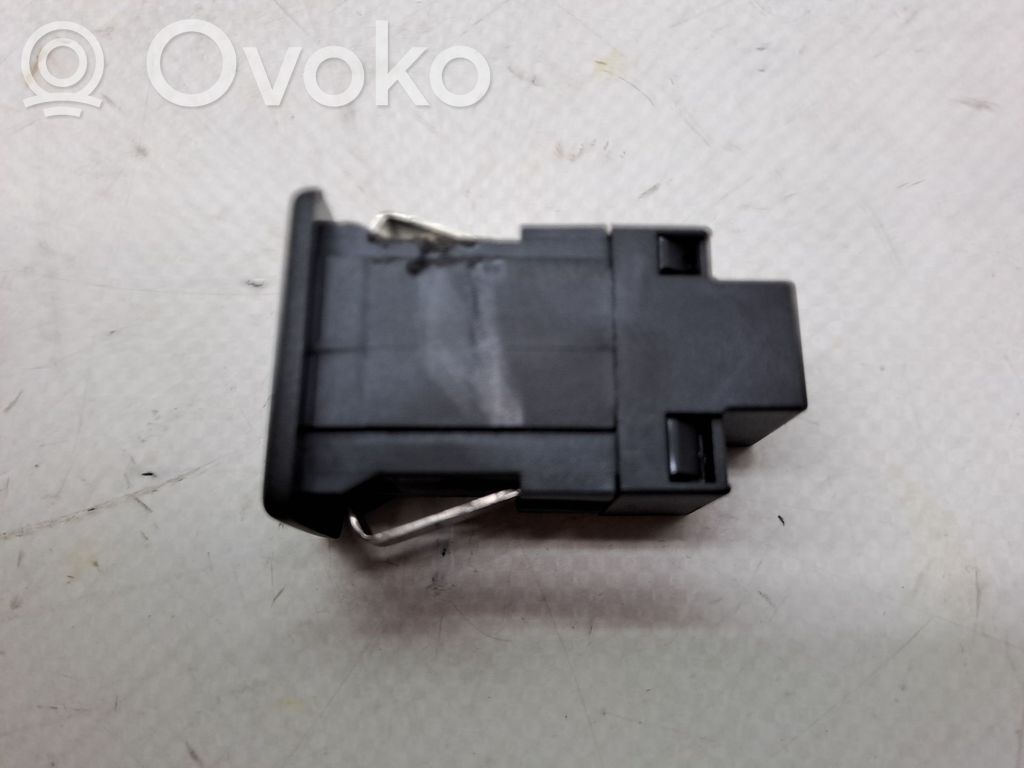 Modul de control caroserie central   5M0035724