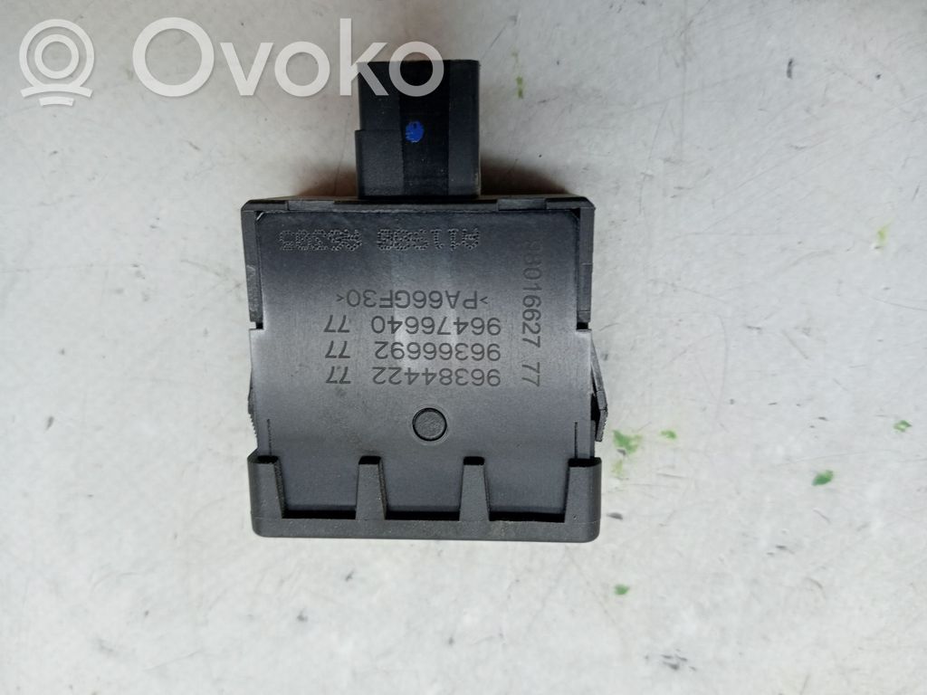Lichtschalter   9801662777