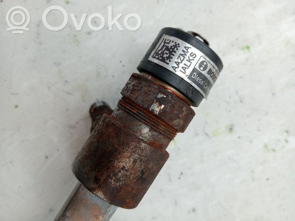 Inyector de combustible   93186428