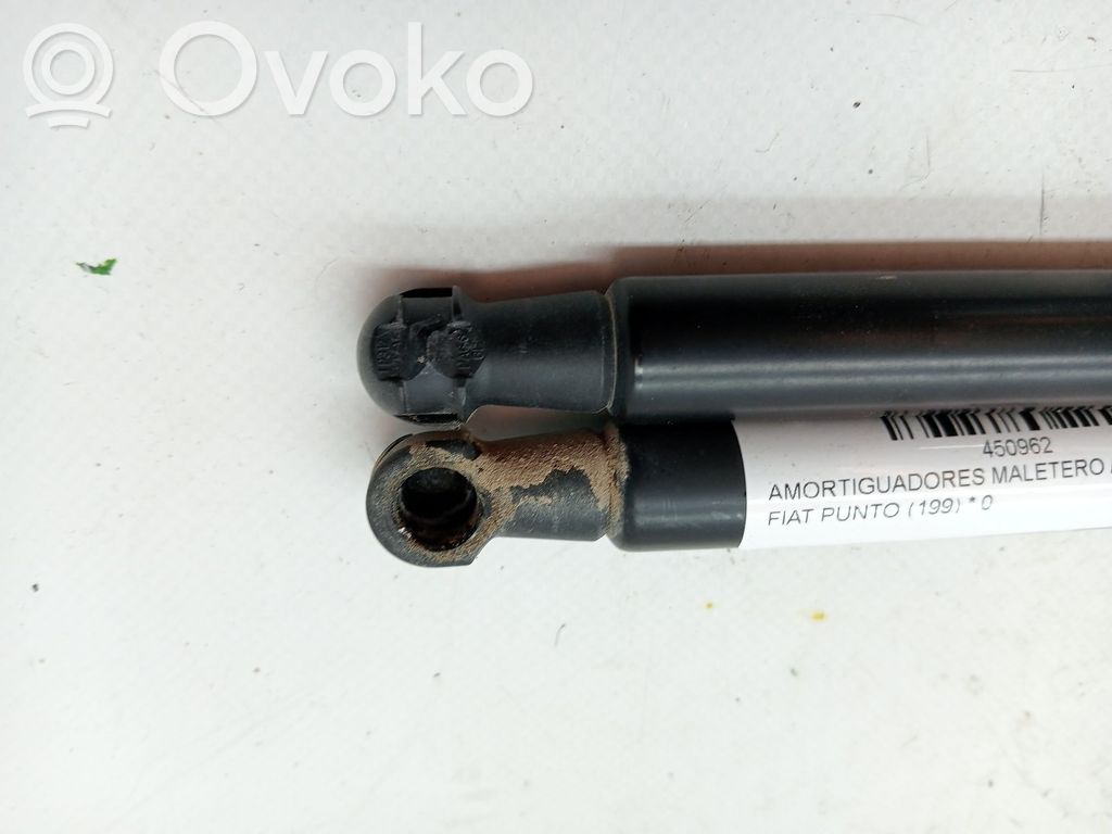 Fiat Punto (199) Tampone in gomma portellone posteriore/bagagliaio