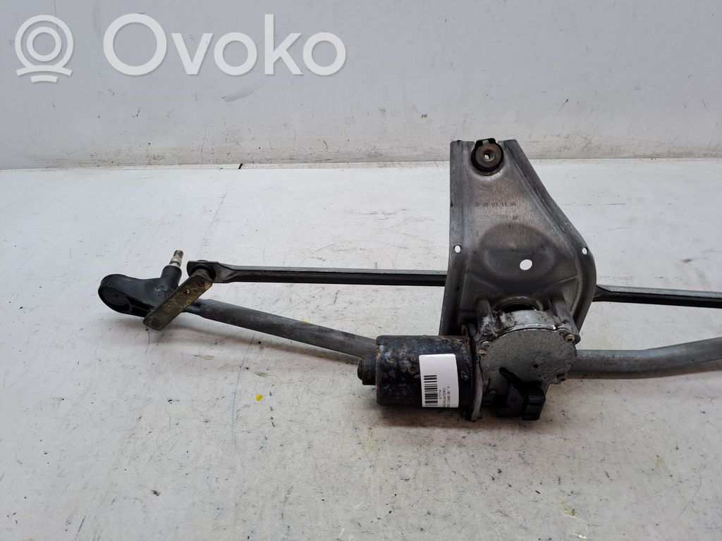Headlight wiper motor   4059963,YC1517K484BA