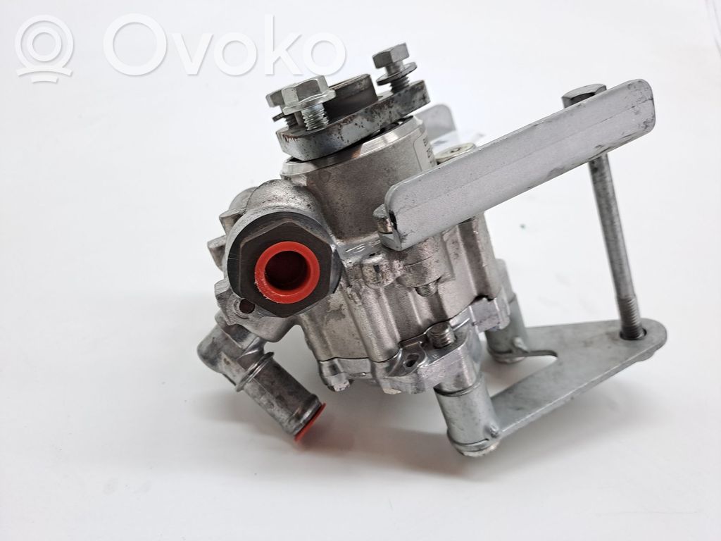 BMW X3 E83 Servopumpe 