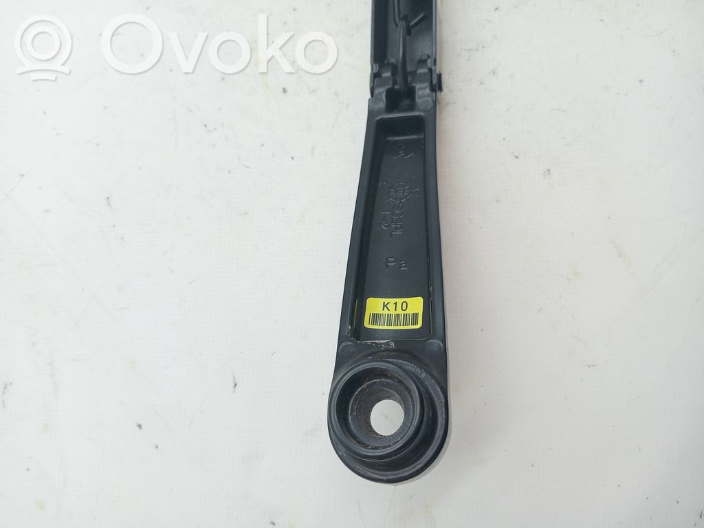 Brazo del limpiaparabrisas delantero   98321AT000