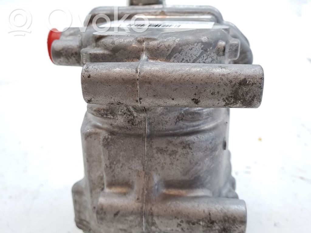 Toyota Yaris Compressore aria condizionata (A/C) (pompa) 