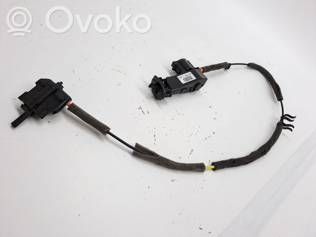 Ford Focus Cita virsbūves detaļa 