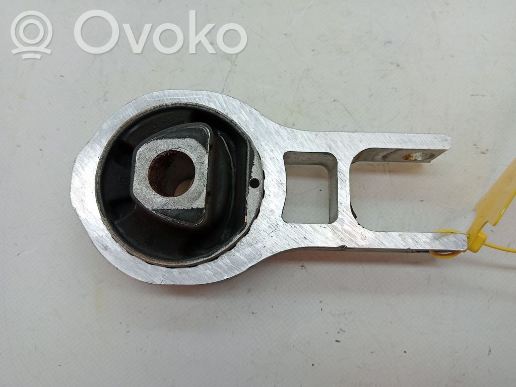 Fiat Tipo Engine mount bracket 