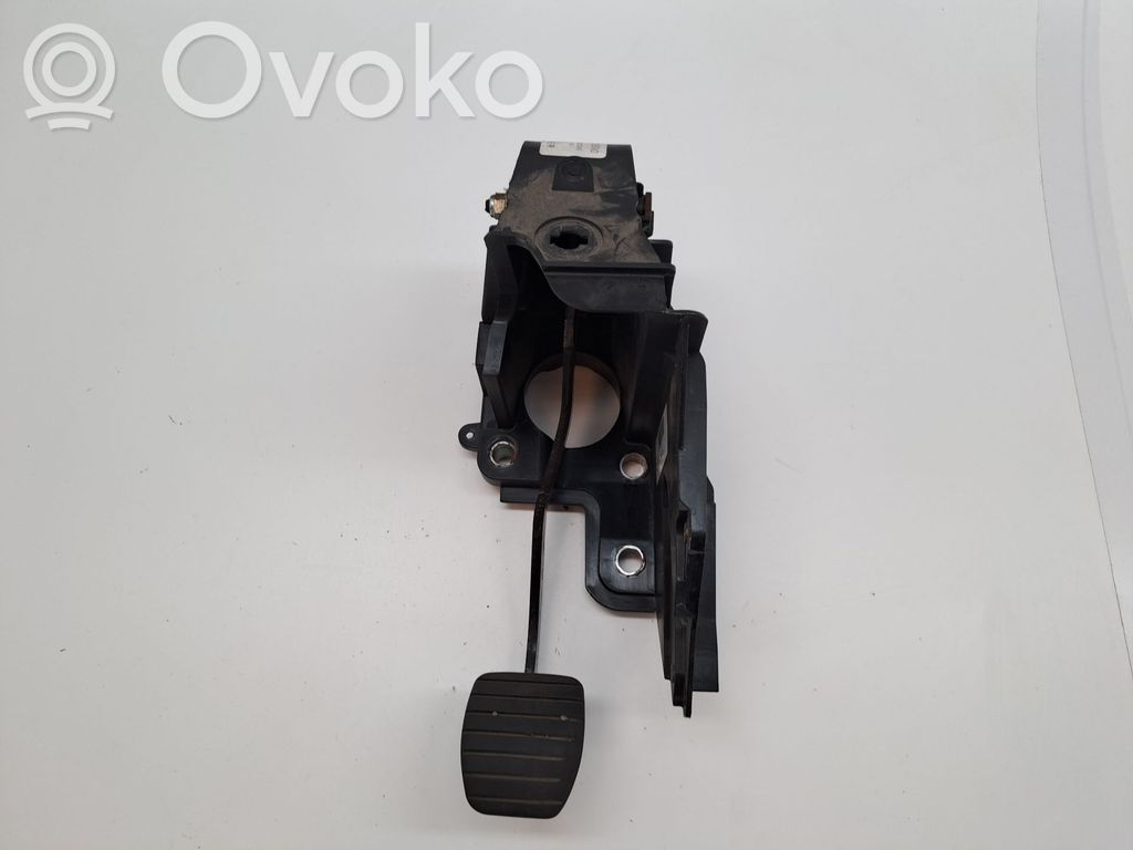 Pedal de freno   465107702R,465105948R