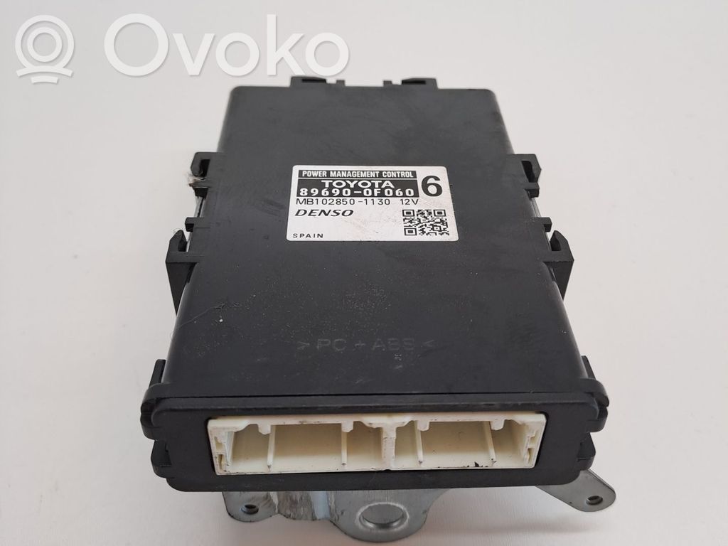 Toyota Verso-S Modulo di controllo del corpo centrale 
