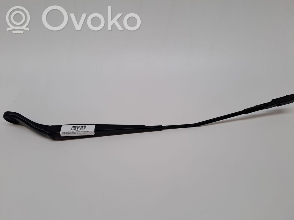 Mercedes-Benz Vito Viano W447 Etupyyhkimen sulan varsi