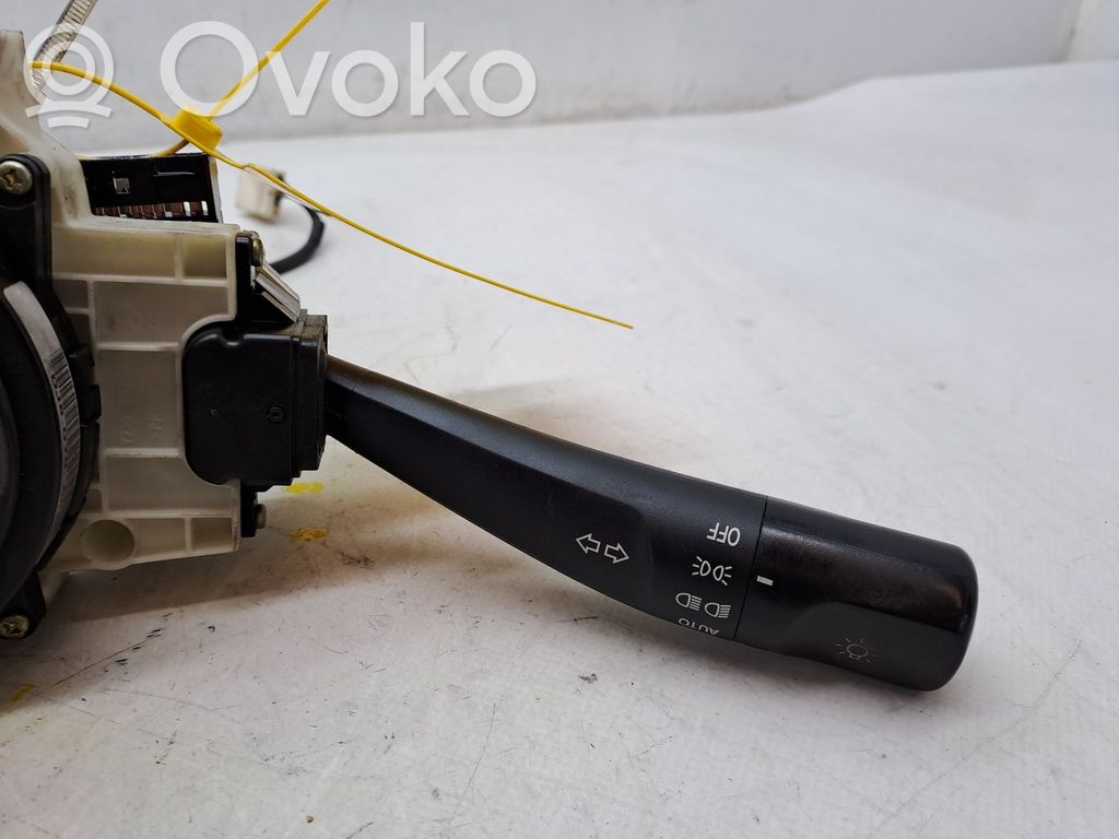 SsangYong Rodius Interruptores/botones de la columna de dirección 