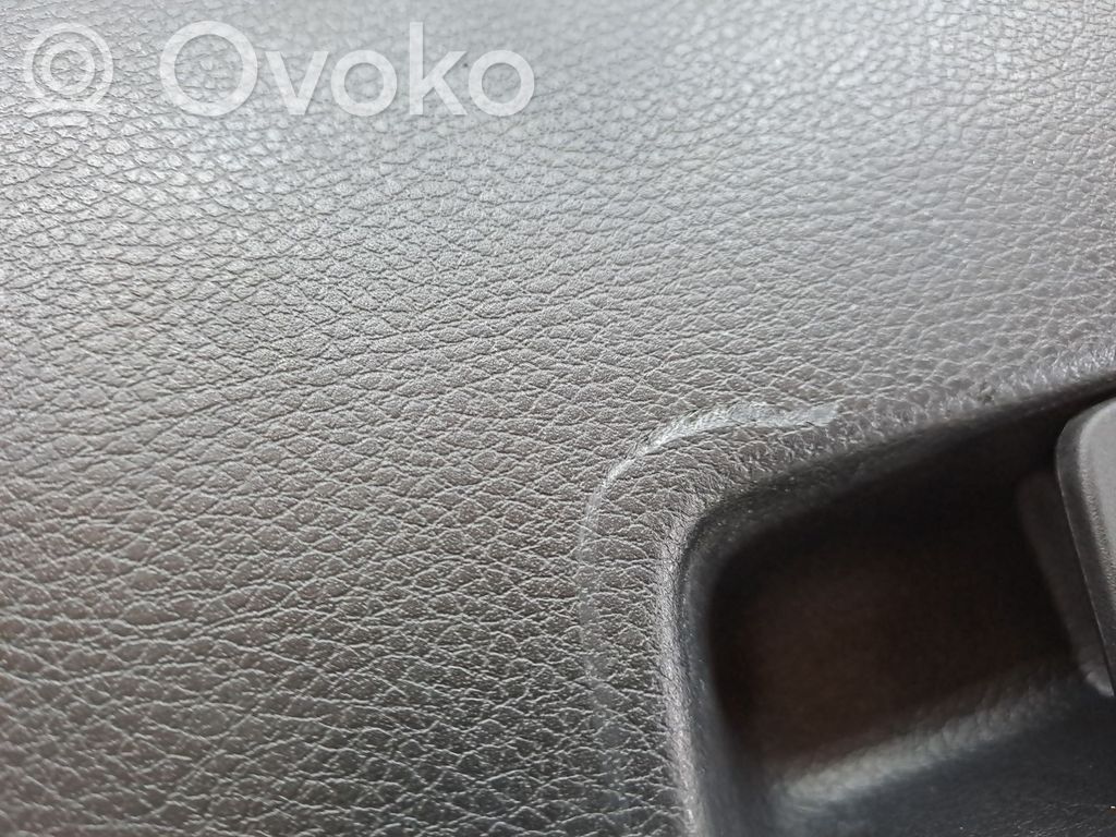 Daiktadėžė   5UT20DX9AC,5UT24DX9AB,E5UT20DX9AC