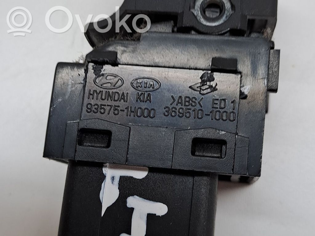 Interruptor del elevalunas eléctrico   935751H000