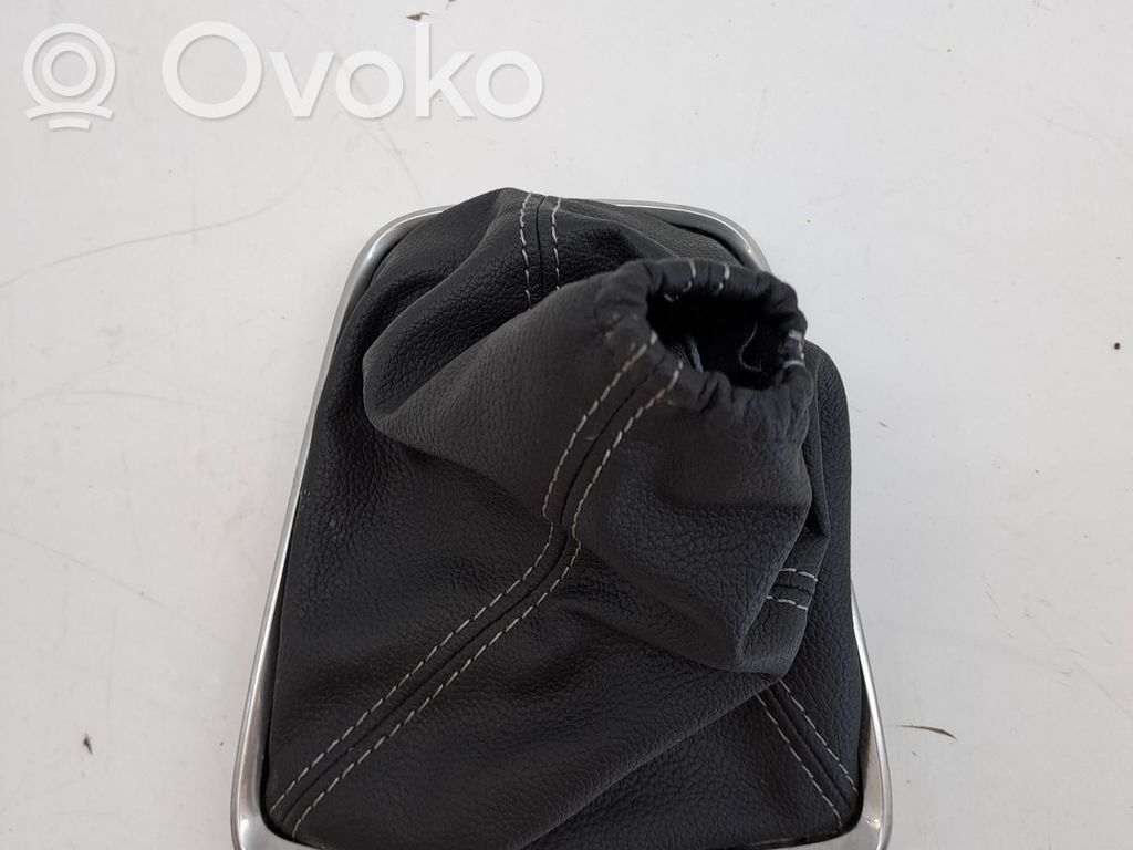 Opel Corsa F Rivestimento in pelle/manopola della leva del cambio 